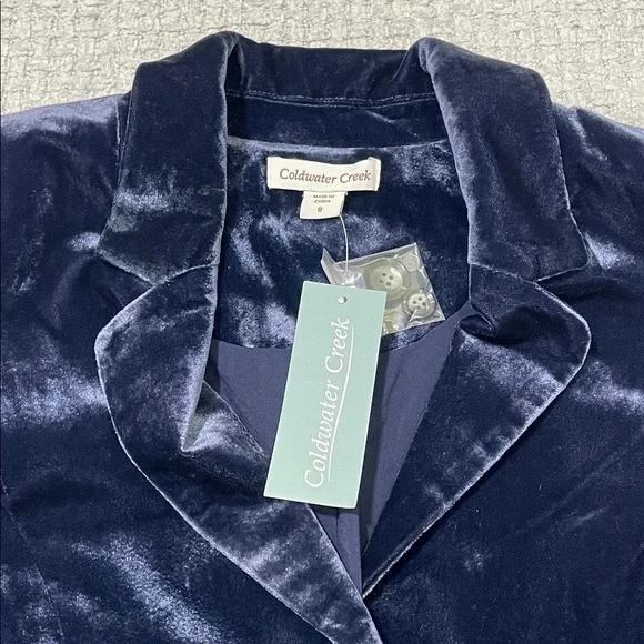 NWT’s Gorgeous Coldwater Creek Midnight Blue Velvet Blazer Size 8